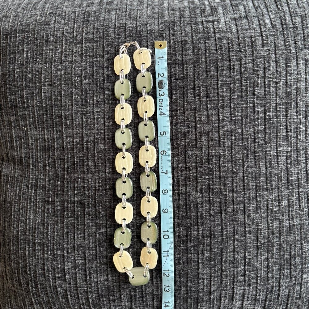 Reversible Necklace Cream Yellow Green Black White Two Style Statement Jewelry - Picture 5 of 7